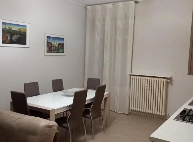 Appartamento Sunrise Alba (Piedmont)